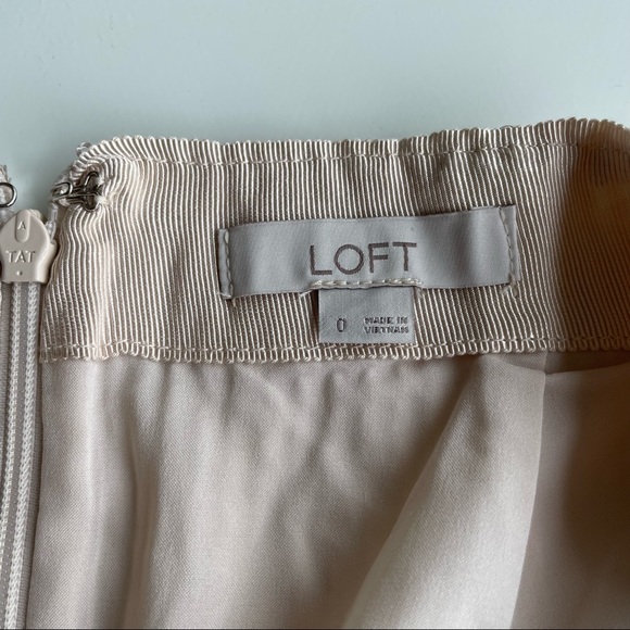 Loft 0 Silver Shiny Skirt MIDI Zip Back - Picture 2 of 4